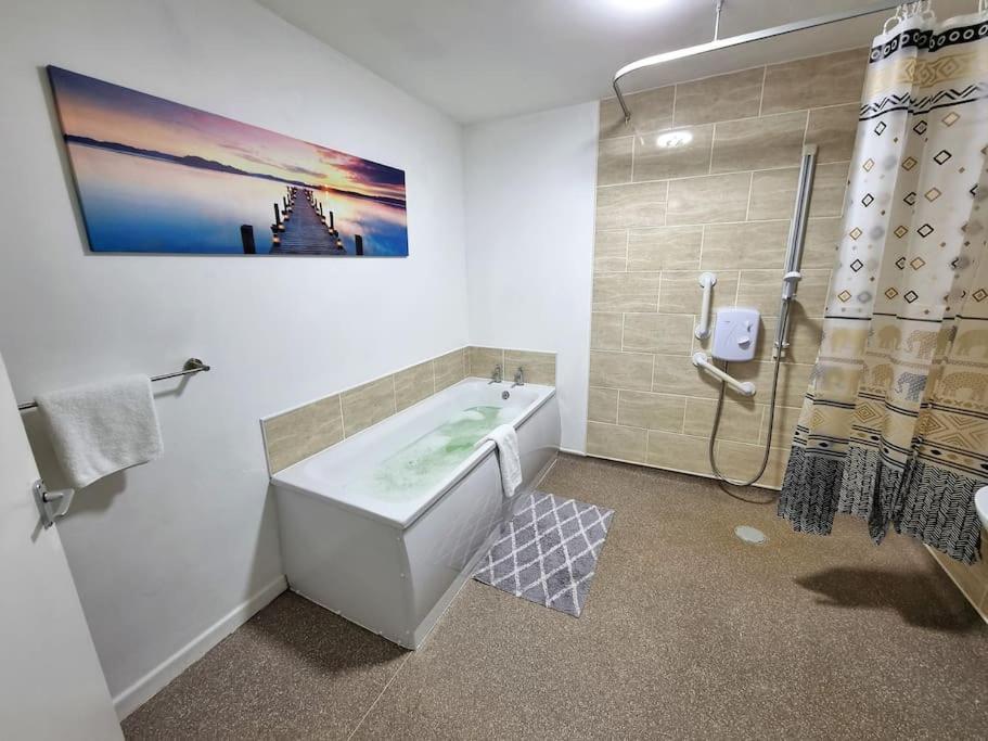 *C.Sani* Setup For Your Most Relaxed & Amazing Stay + Free Parking + Free Fast Wifi * Leeds  Esterno foto