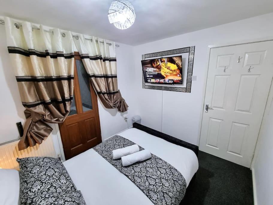 *C.Sani* Setup For Your Most Relaxed & Amazing Stay + Free Parking + Free Fast Wifi * Leeds  Esterno foto